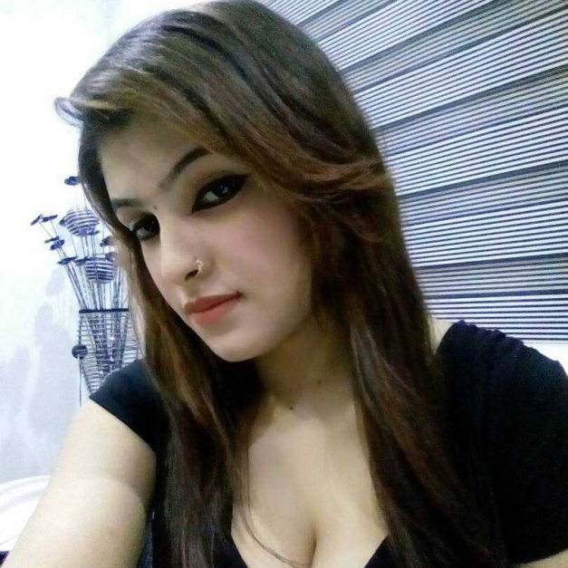 Amazing and Hot Lady in Islamabad